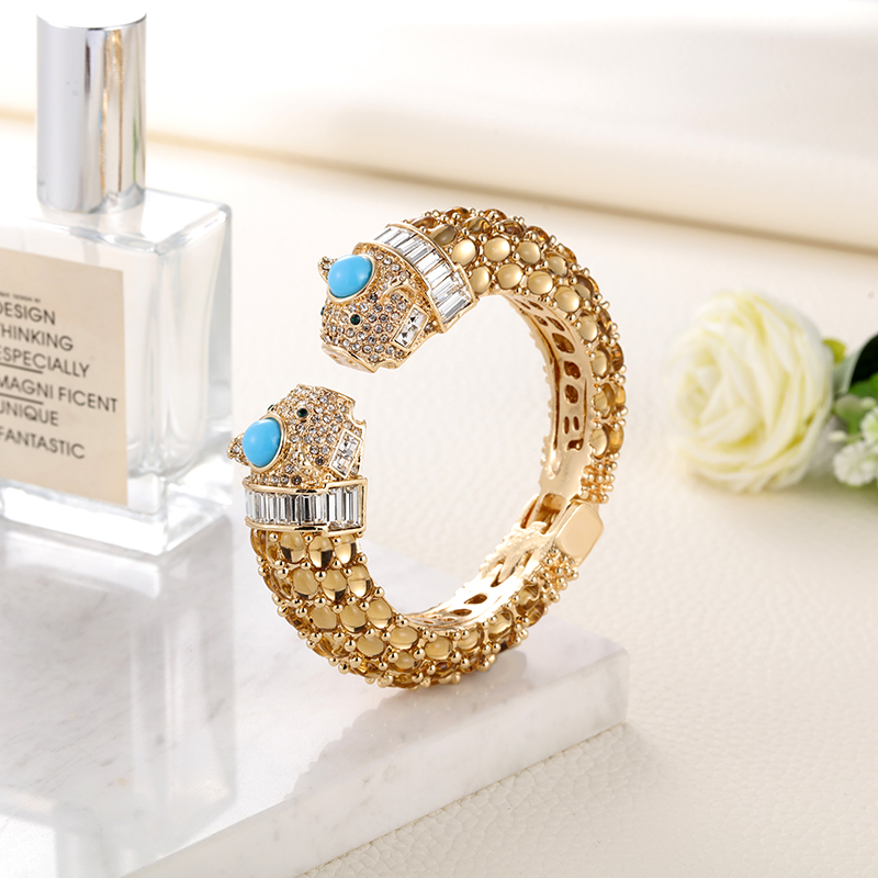 Sally's Paradise Animal Bracel - огляд і ціна Paradise Jewelry & Watches Llc Miami