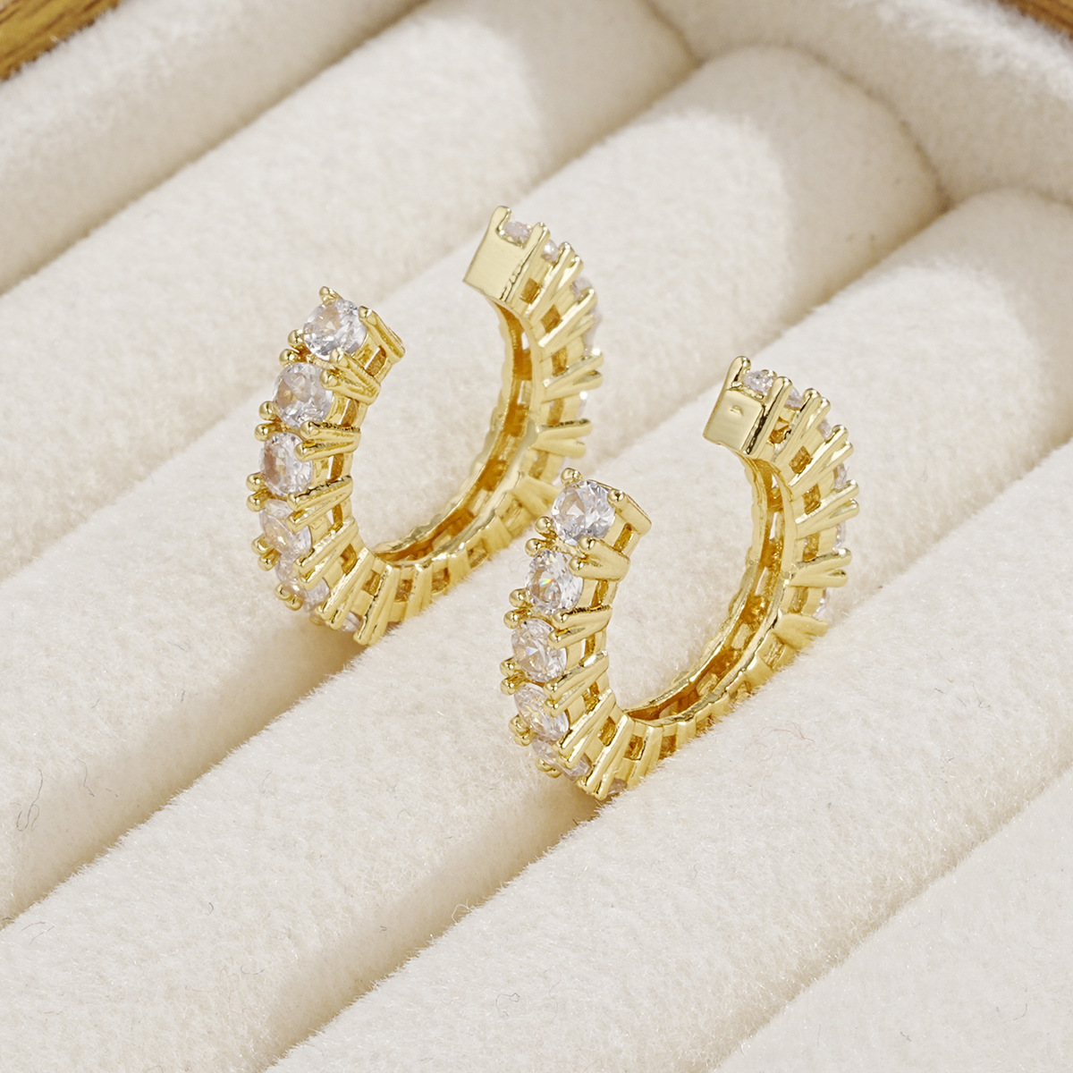 2Pcs Full Rhinestone Zircon Ea - огляд і ціна Ear Cuff No Piercing